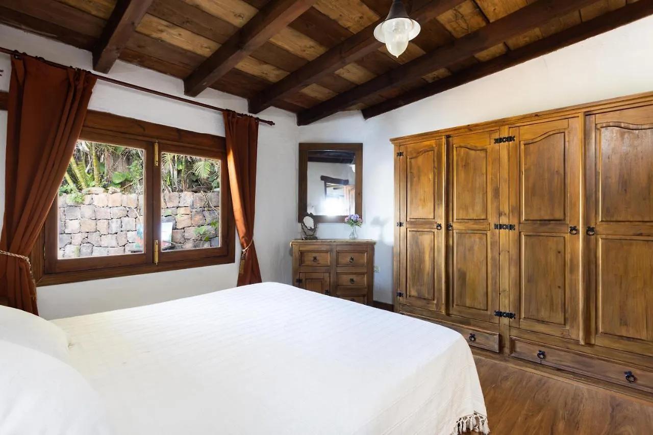 Holiday home Home2Book Charming Nature Casa Aurora Los Realejos